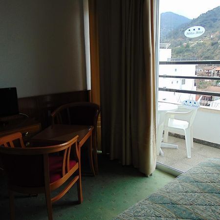 Hellas Hotel Какопетрия Екстериор снимка