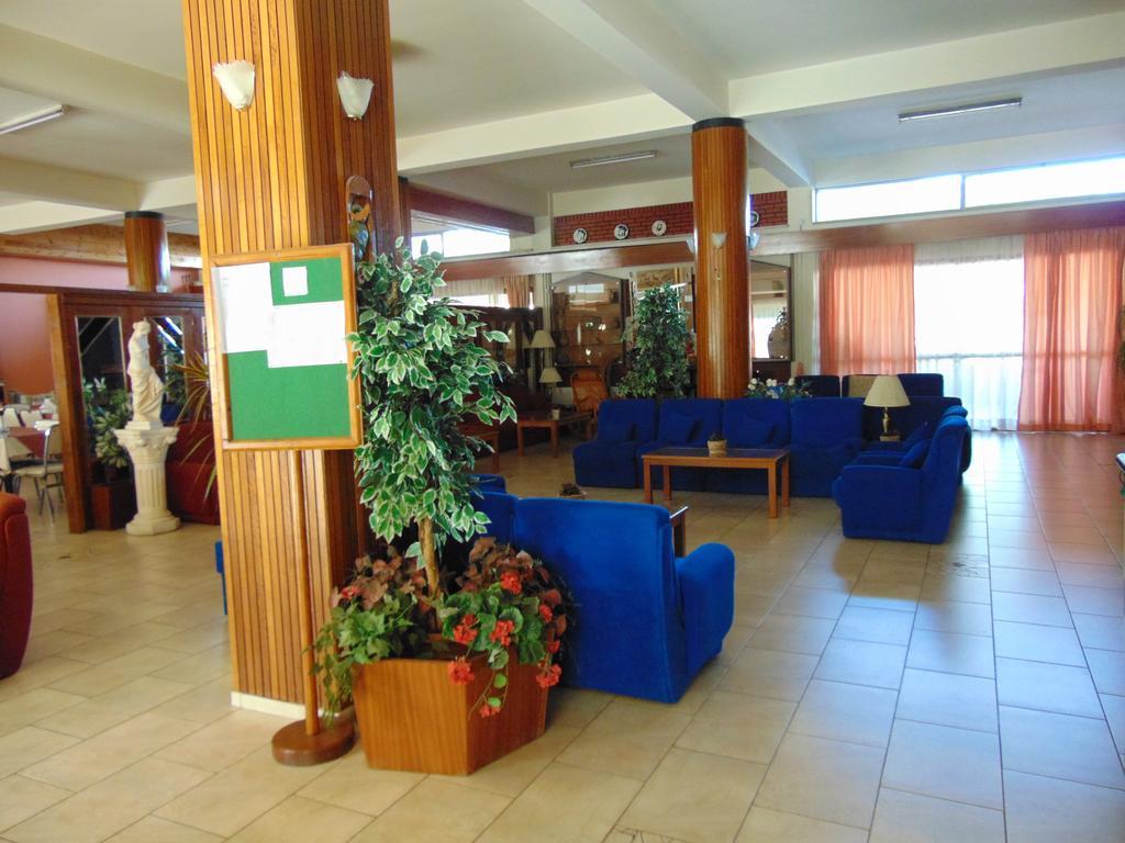 Hellas Hotel Какопетрия Екстериор снимка