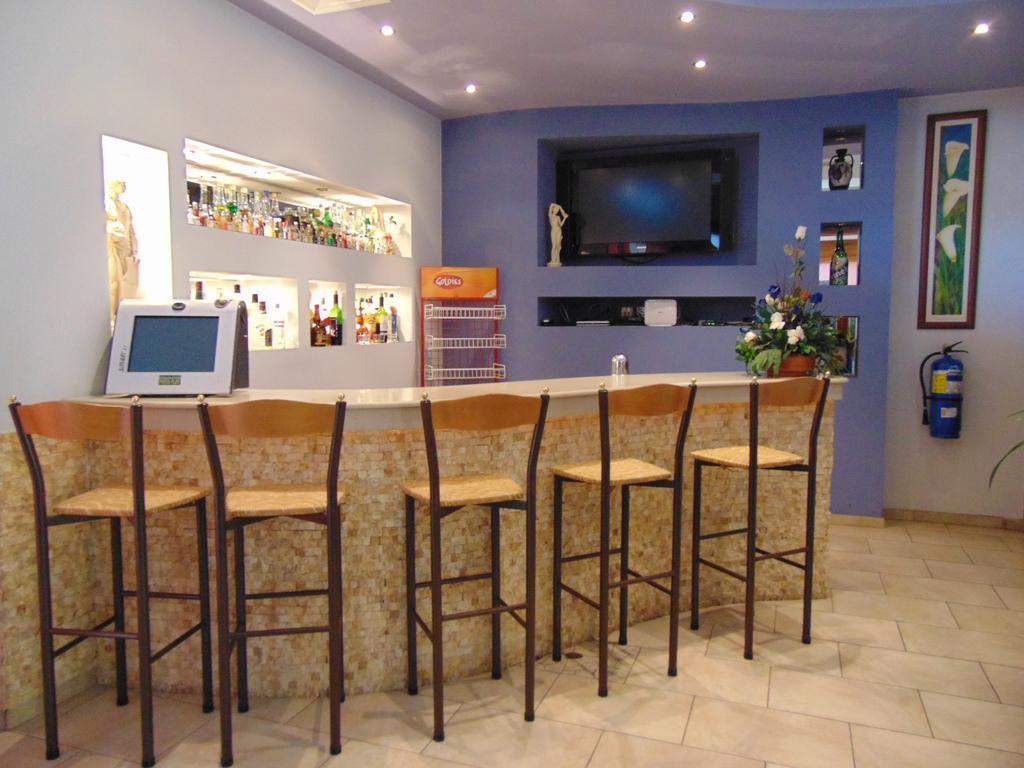 Hellas Hotel Какопетрия Екстериор снимка